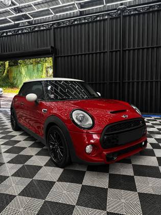 MINI COOPER 2.0 S EXCLUSIVE 16V TURBO GASOLINA 2P MANUAL MINI COOPER 2.0 S EXCLUSIVE 16V TURBO GASOLINA 2P MANUAL